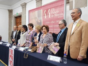 PRESENTACIÓN GUÍA GASTRONÓMICA EN FIL.